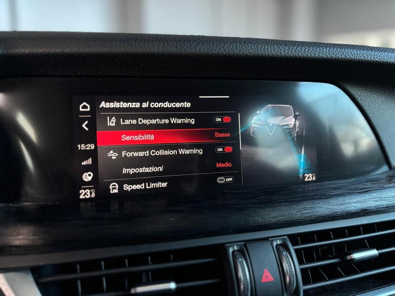 Alfa Romeo Stelvio 2.2 Turbodiesel 160 CV AT8 RWD Business