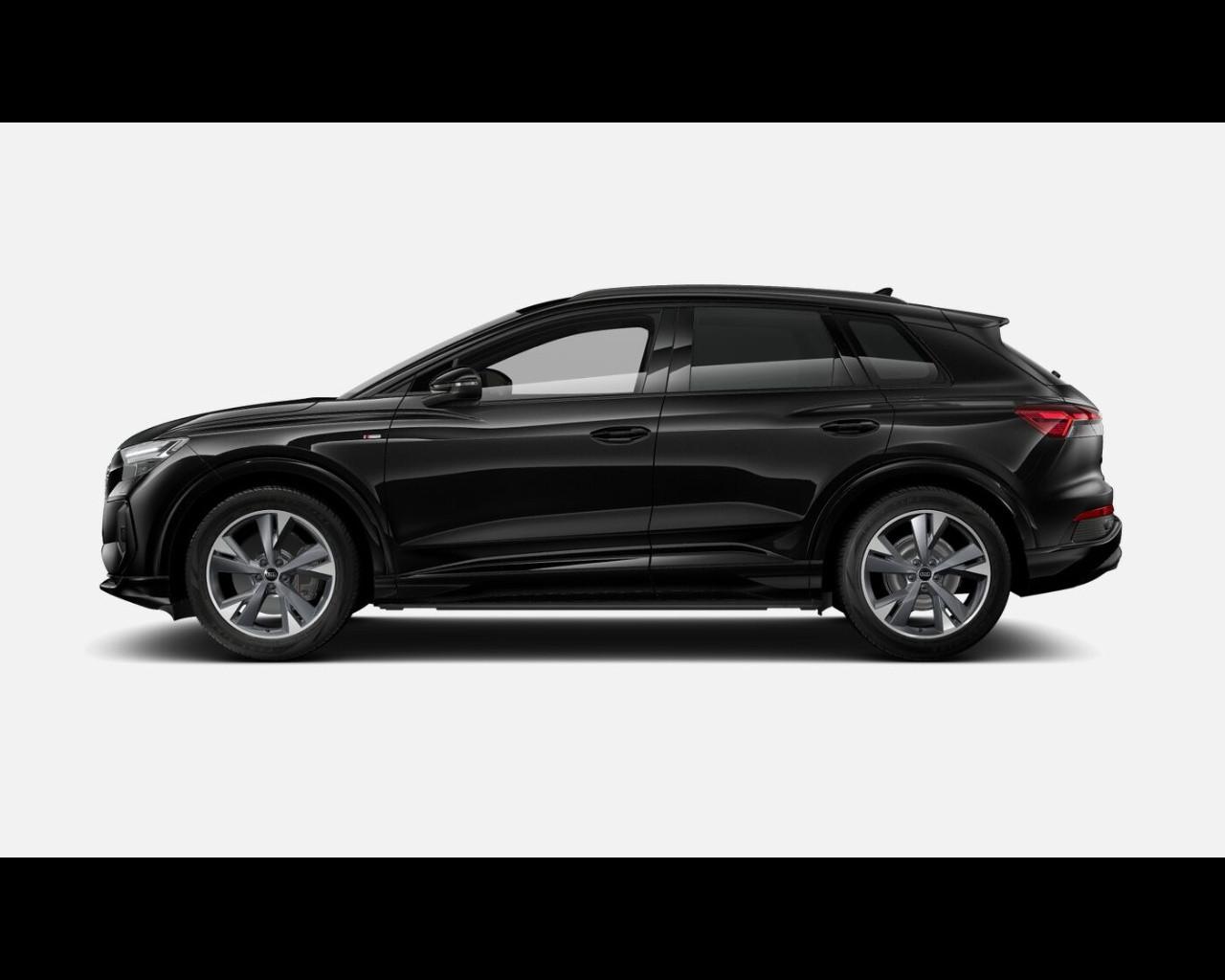 AUDI Audi Q4 S line edition 45 e-tron quattro 210,00 kW