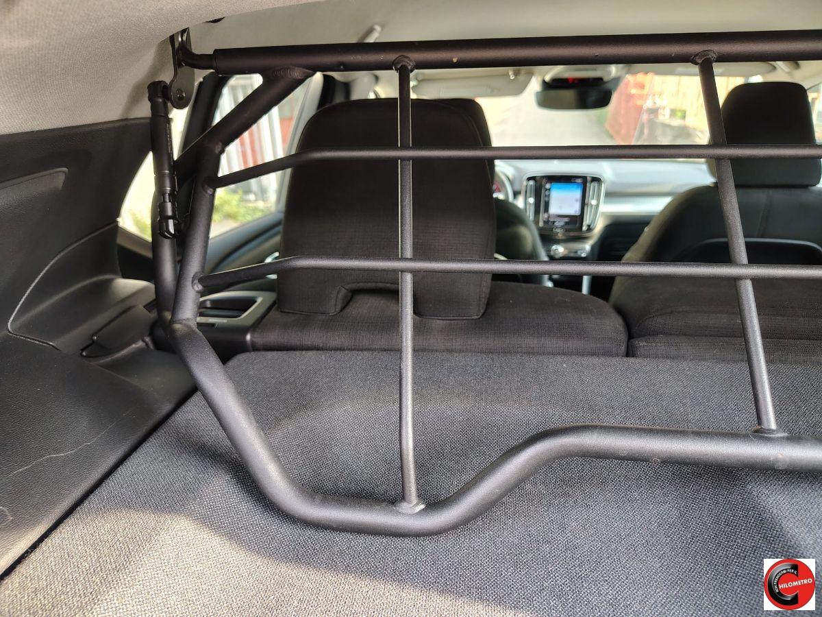 VOLVO XC40 2.0 D 150CV Geartronic Momentum