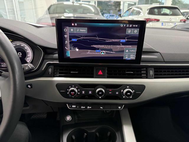 AUDI A4 Avant 30 TDI/136 CV S tronic Business