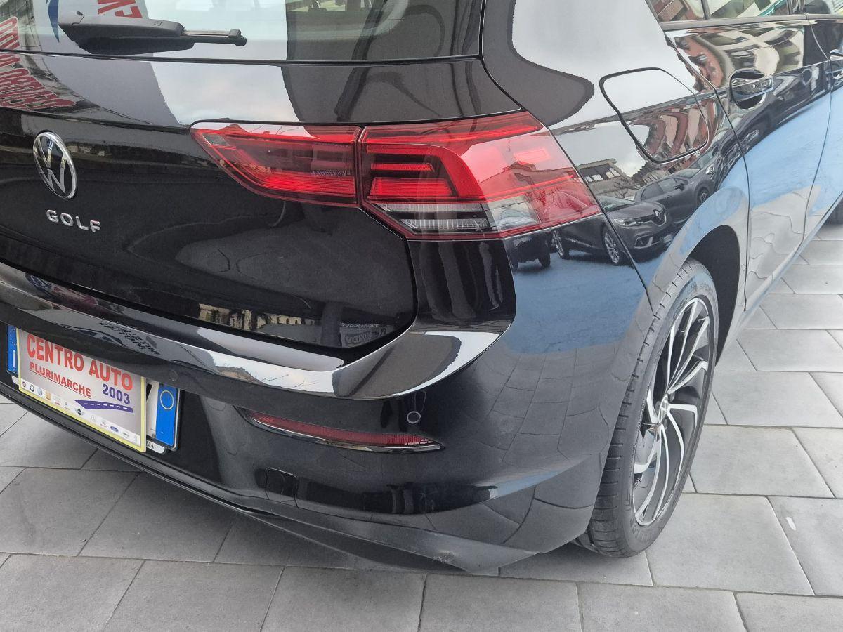 VOLKSWAGEN - Golf - 1.5 TGI DSG Style
