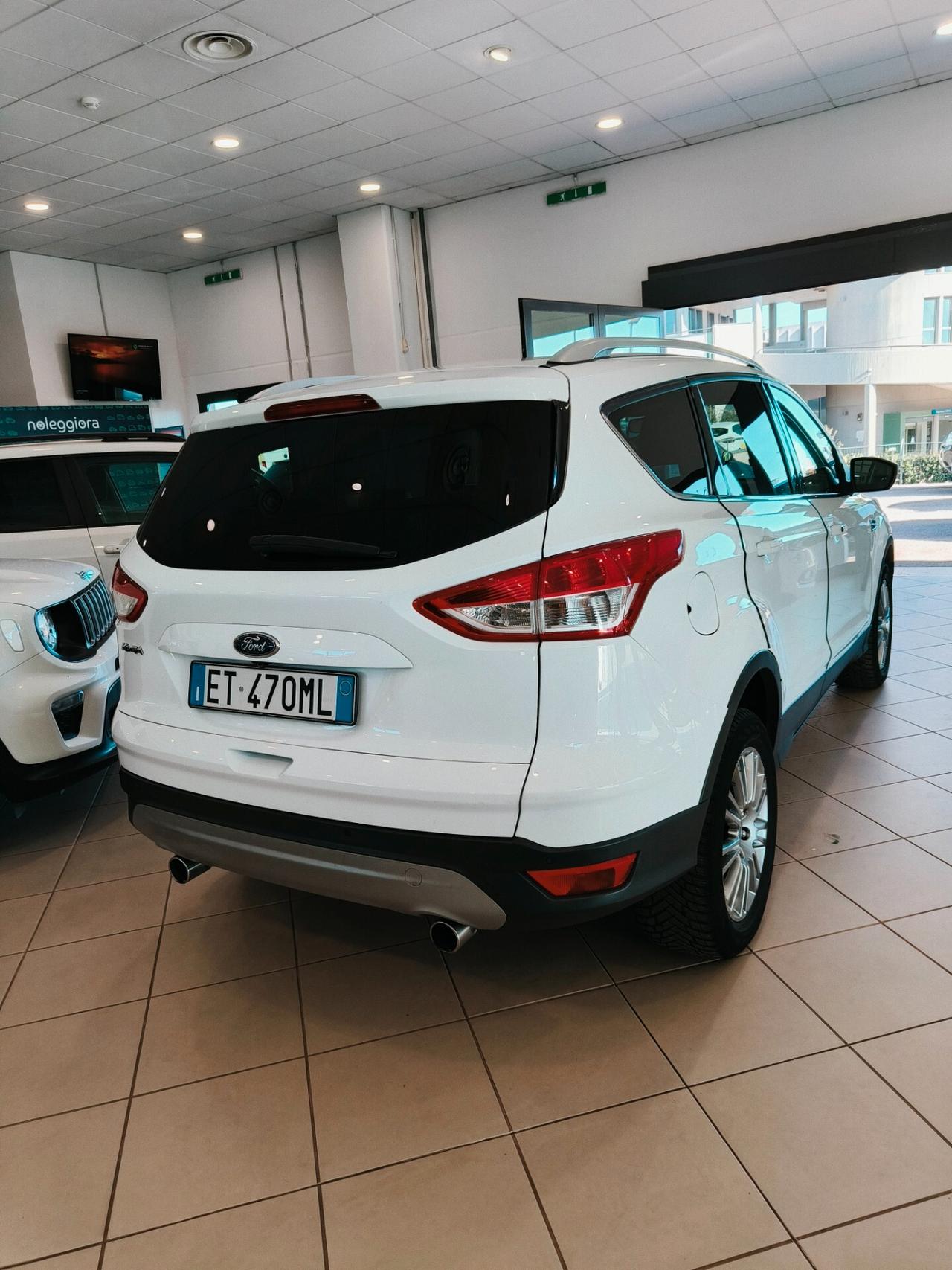 Ford Kuga 2.0 TDCI 140 CV 2WD Titanium -Tetto Apribile-