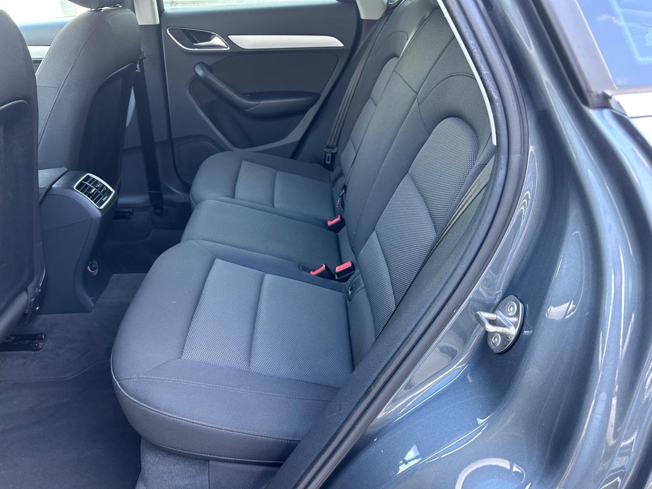 Audi Q3 2.0 TDI 150 CV quattro S tronic Sport