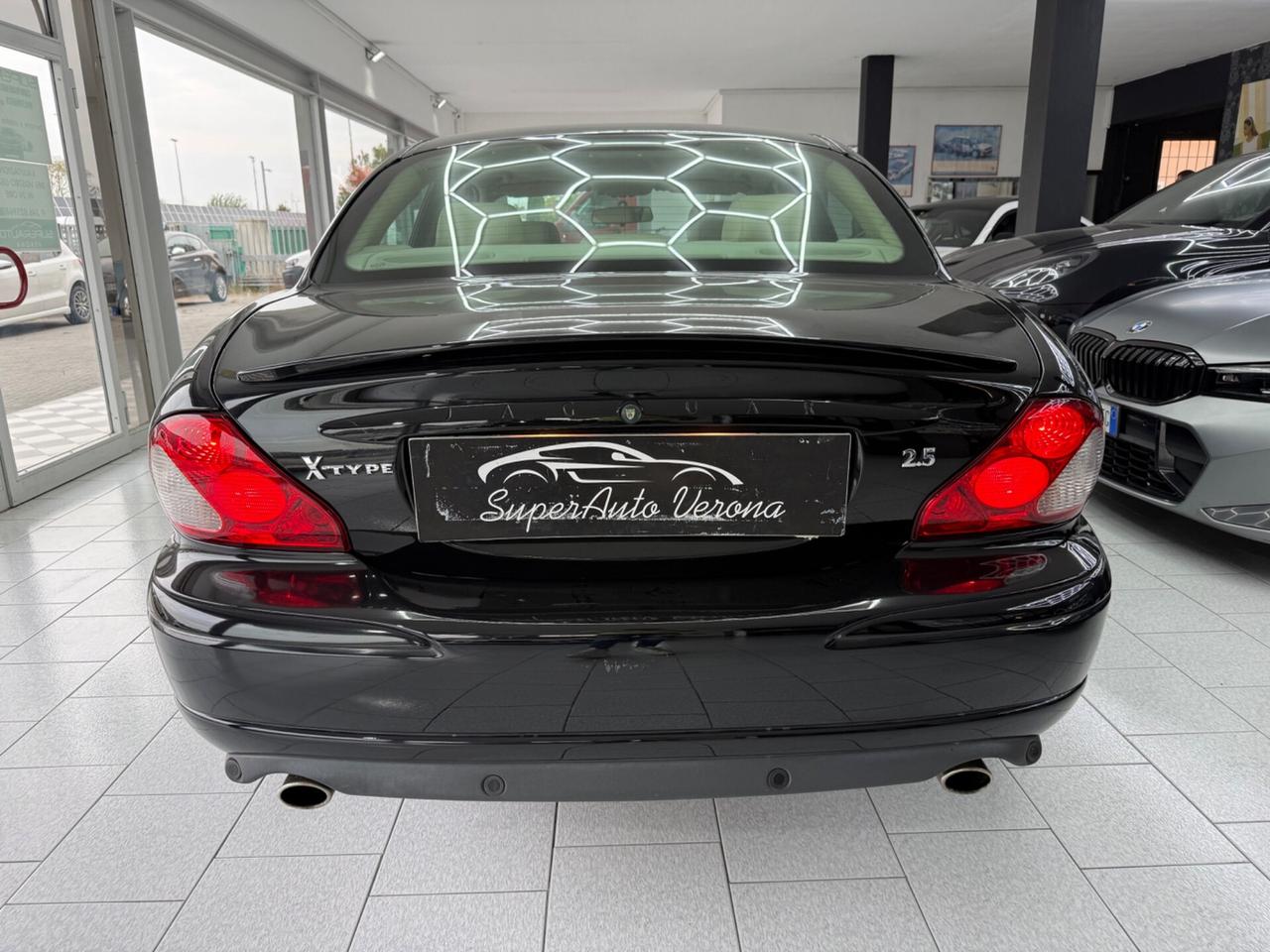 Jaguar X-Type 2.5 V6 24V cat Classic ASI
