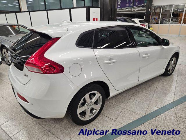 VOLVO V40 D2 Plus geratronic