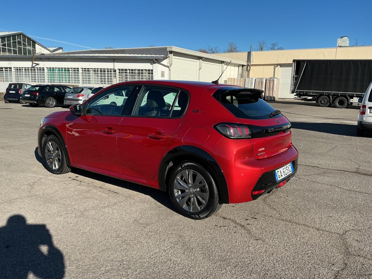 Peugeot 208 motore elettrico 136 CV 5 porte GT Pack