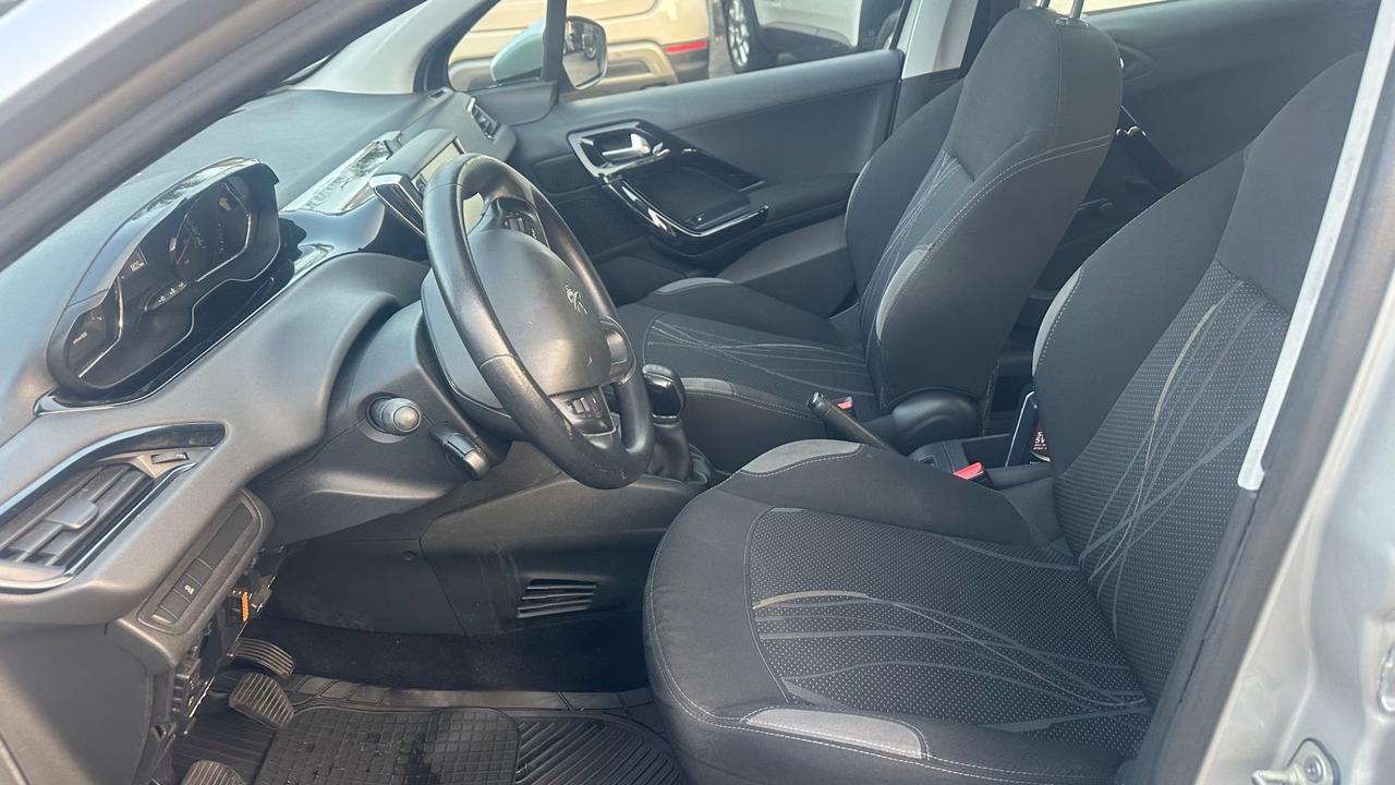 Peugeot 208 1.0 benzina active 70cv