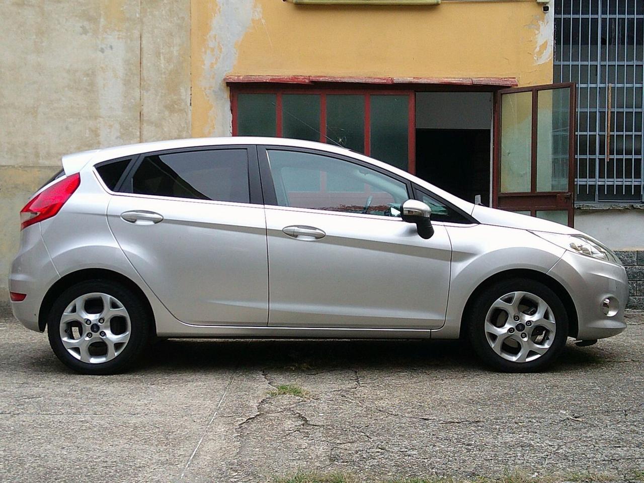 Ford Fiesta 1.2 82 CV 5 porte Titanium