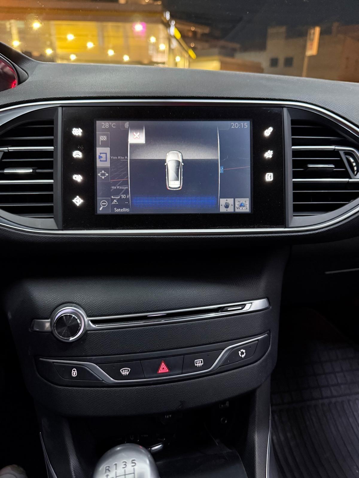 Peugeot 308 BlueHDi 120 S&S SW Allure