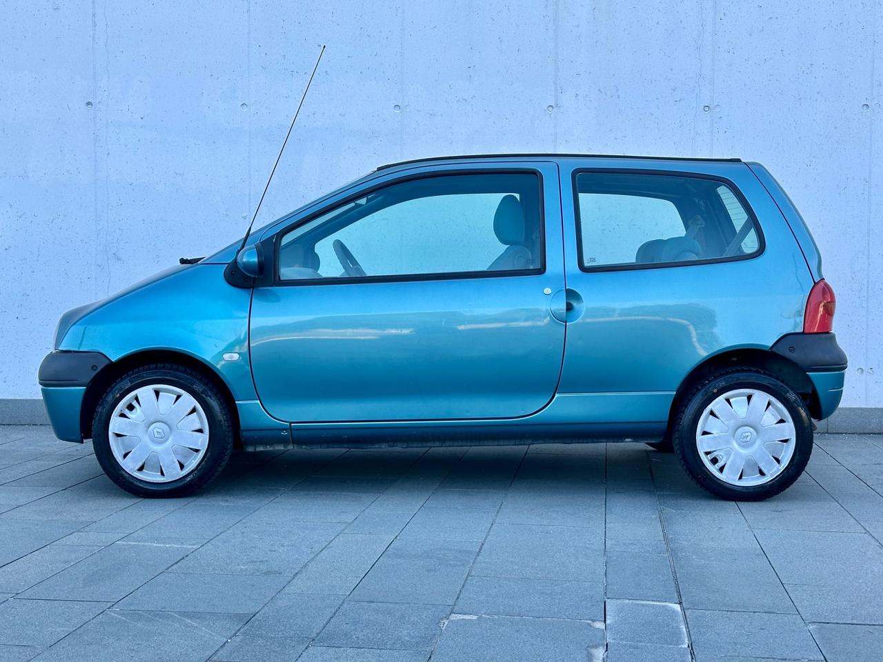 Renault Twingo 1.2i cat Authentique Neopatentati
