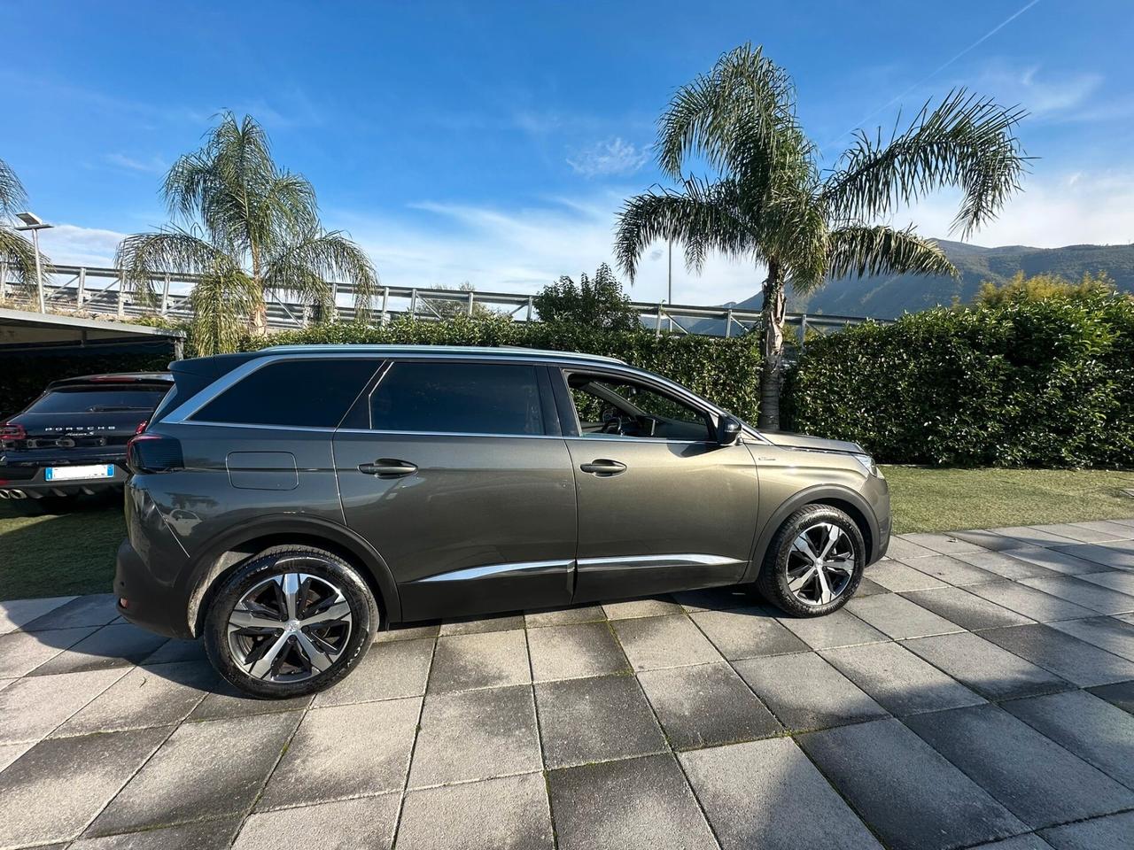 Peugeot 5008 1.5 HDI 130CV GT Line -7 POSTI -TETTO APRIBILE- AUTOMATICO- SUPER FULL