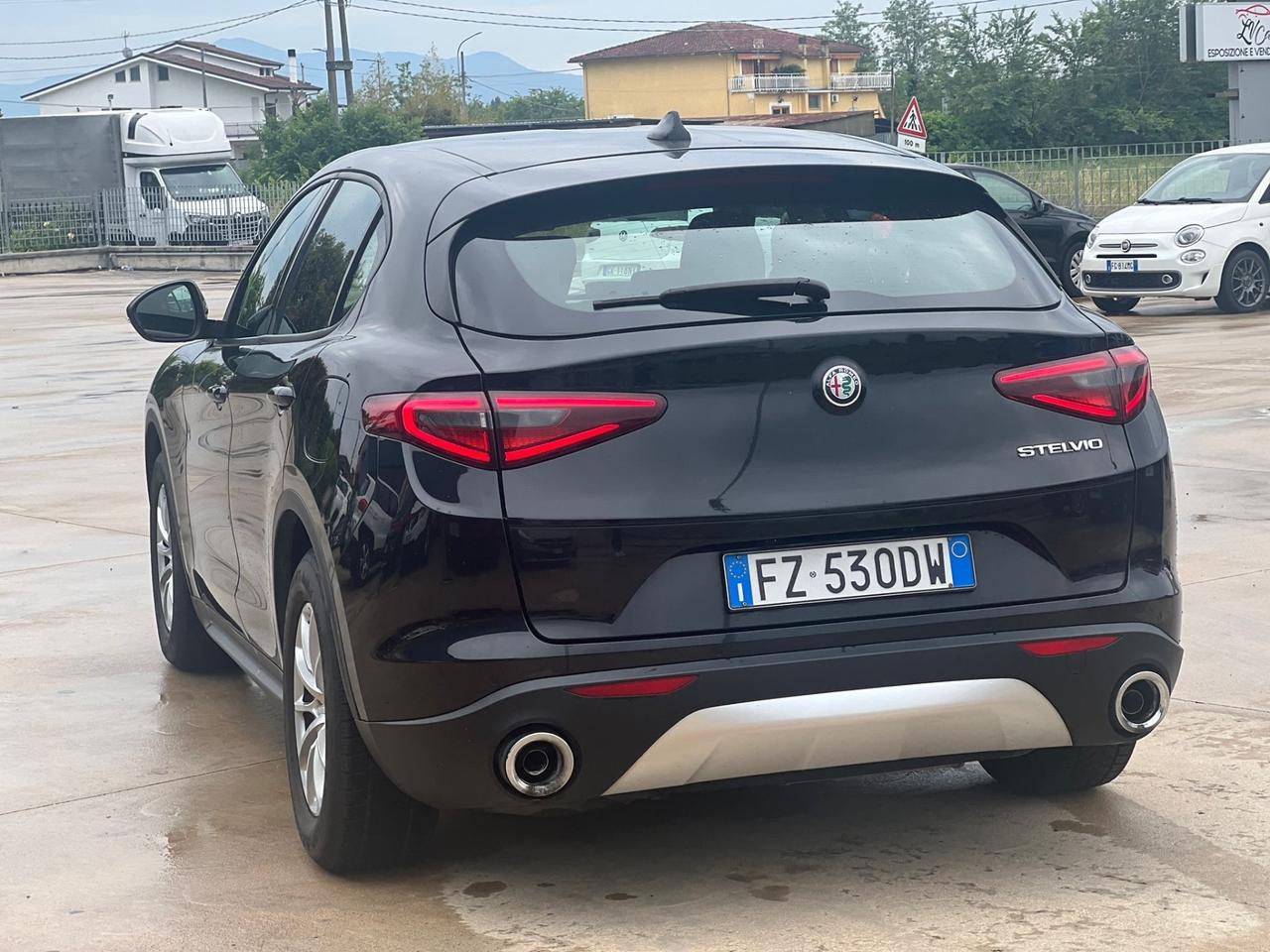 Alfa Romeo Stelvio 2.2 Turbodiesel 160 CV AT8 RWD Business