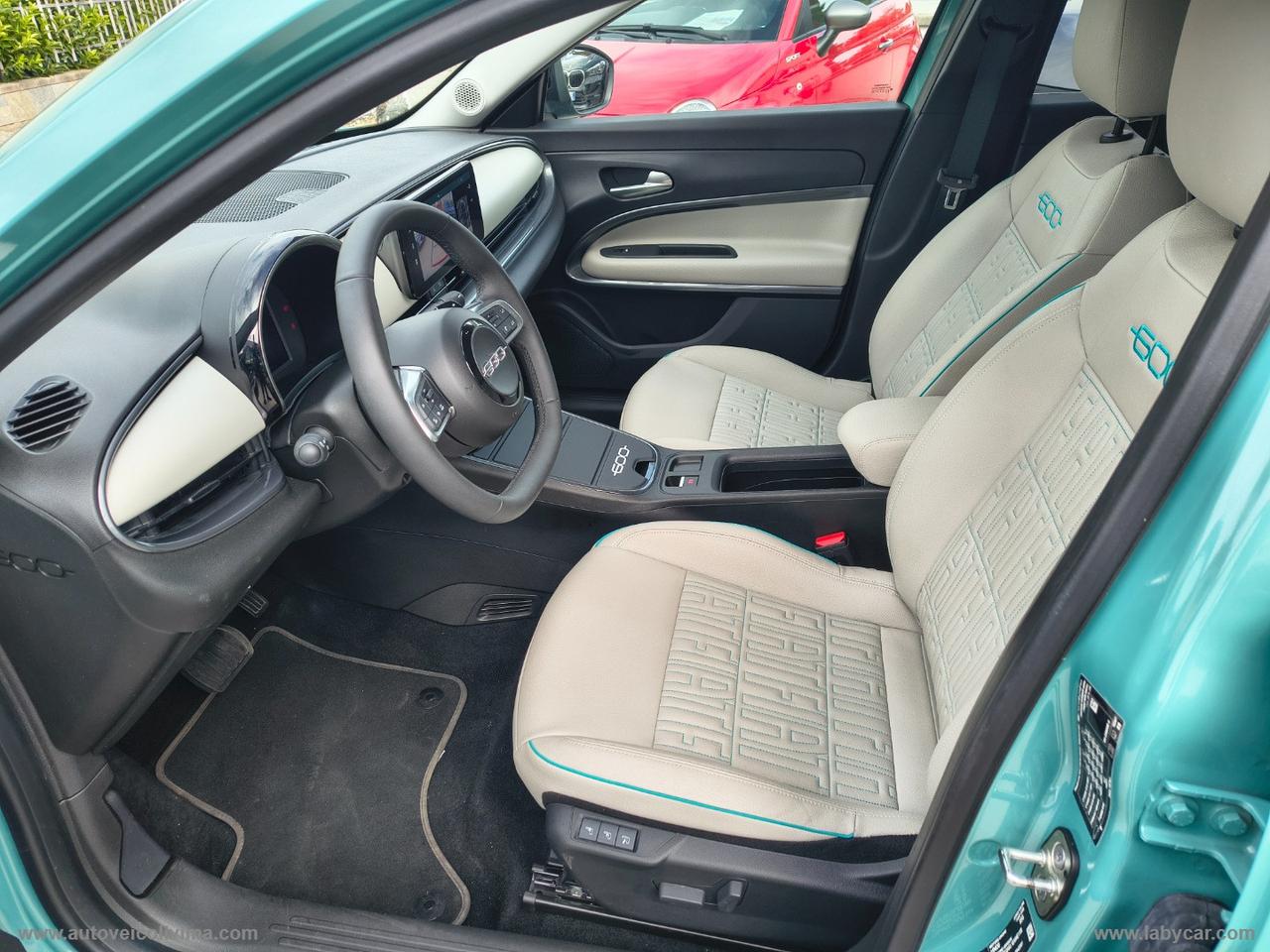 FIAT 600 Hybrid MHEV La Prima