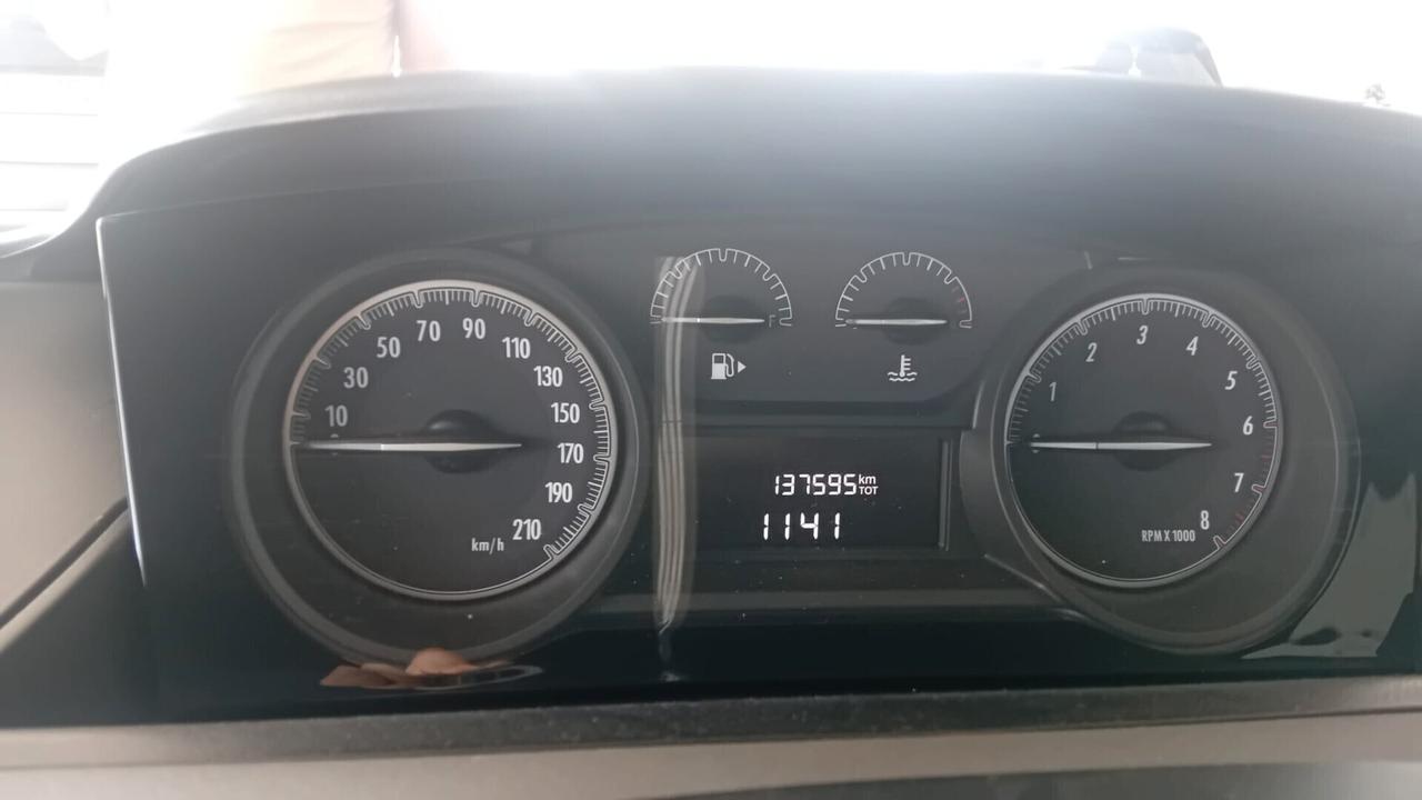 Lancia Ypsilon 0.9 TwinAir 85 CV 5 porte Metano Ecochic Silver