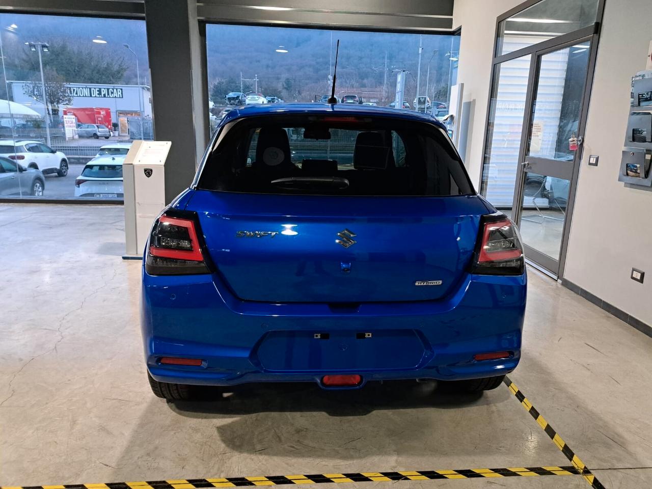 SUZUKI SWIFT 1.2 HYBRID 83 CV TOP