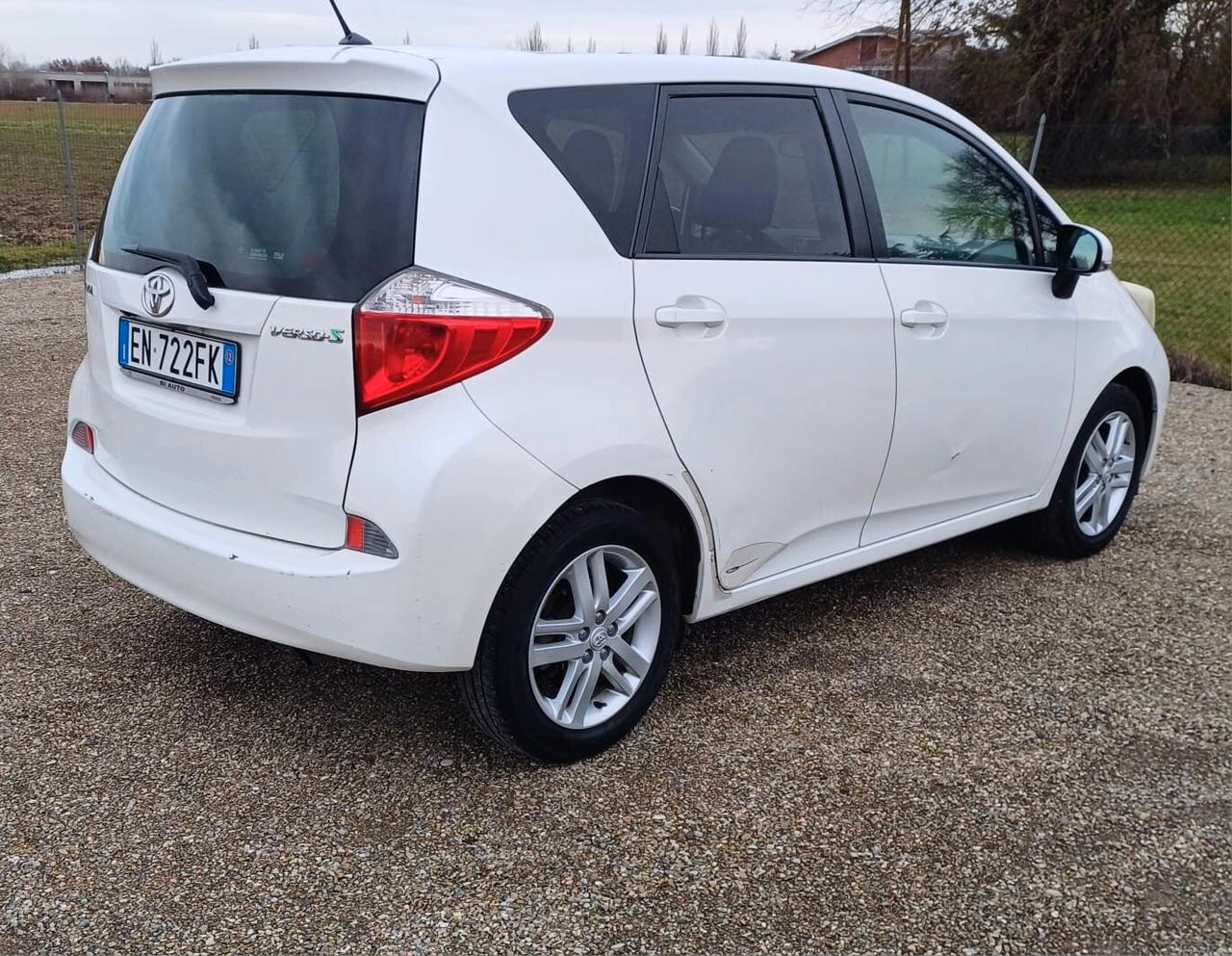 Toyota Verso-S 1.3 MT Style