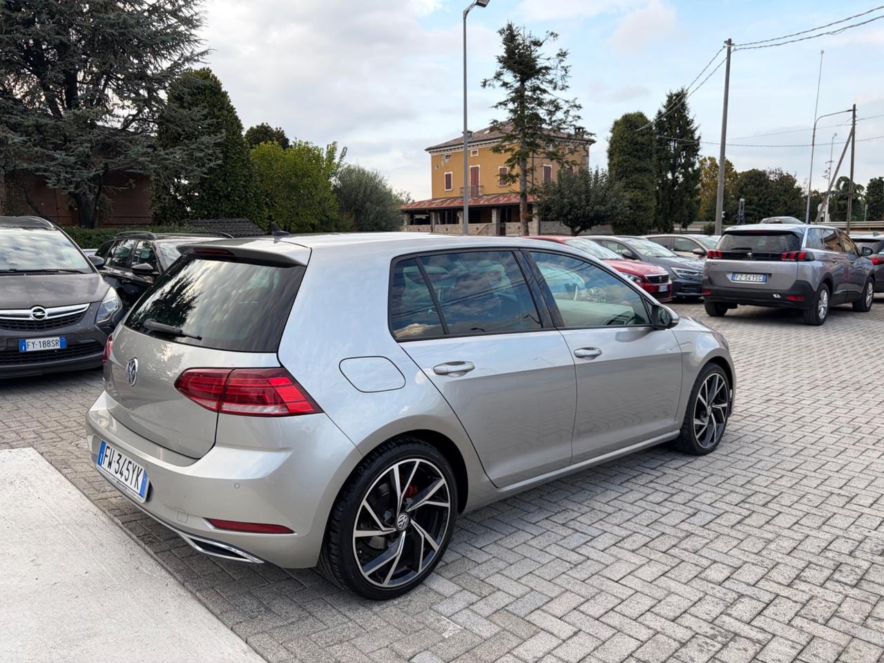 Volkswagen Golf 1.6 TDI 115 CV 5p. Trendline BlueMotion Technology