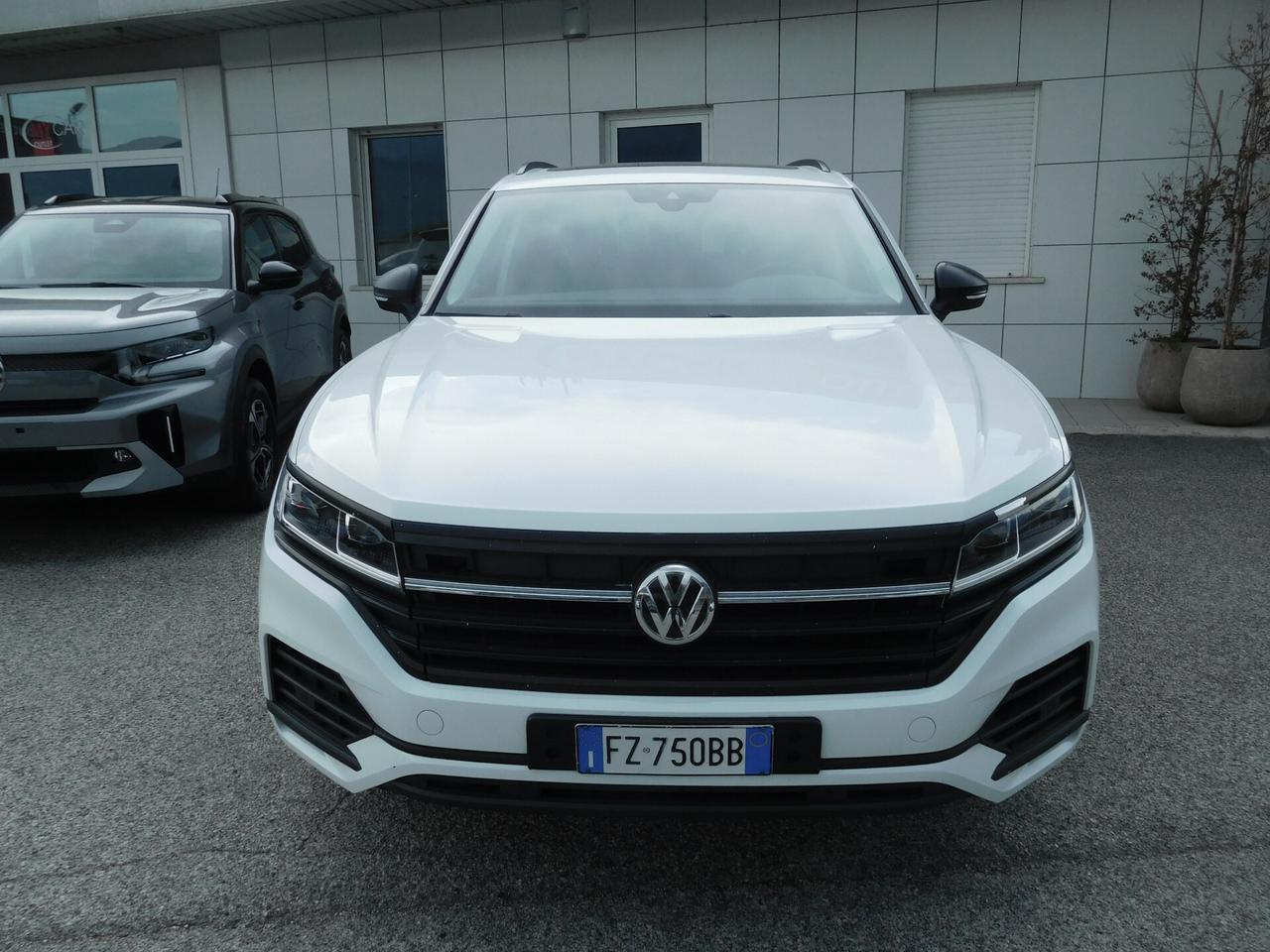 Volkswagen Touareg 3.0 V6 TDI SCR Black Style 231 cv 4Motion