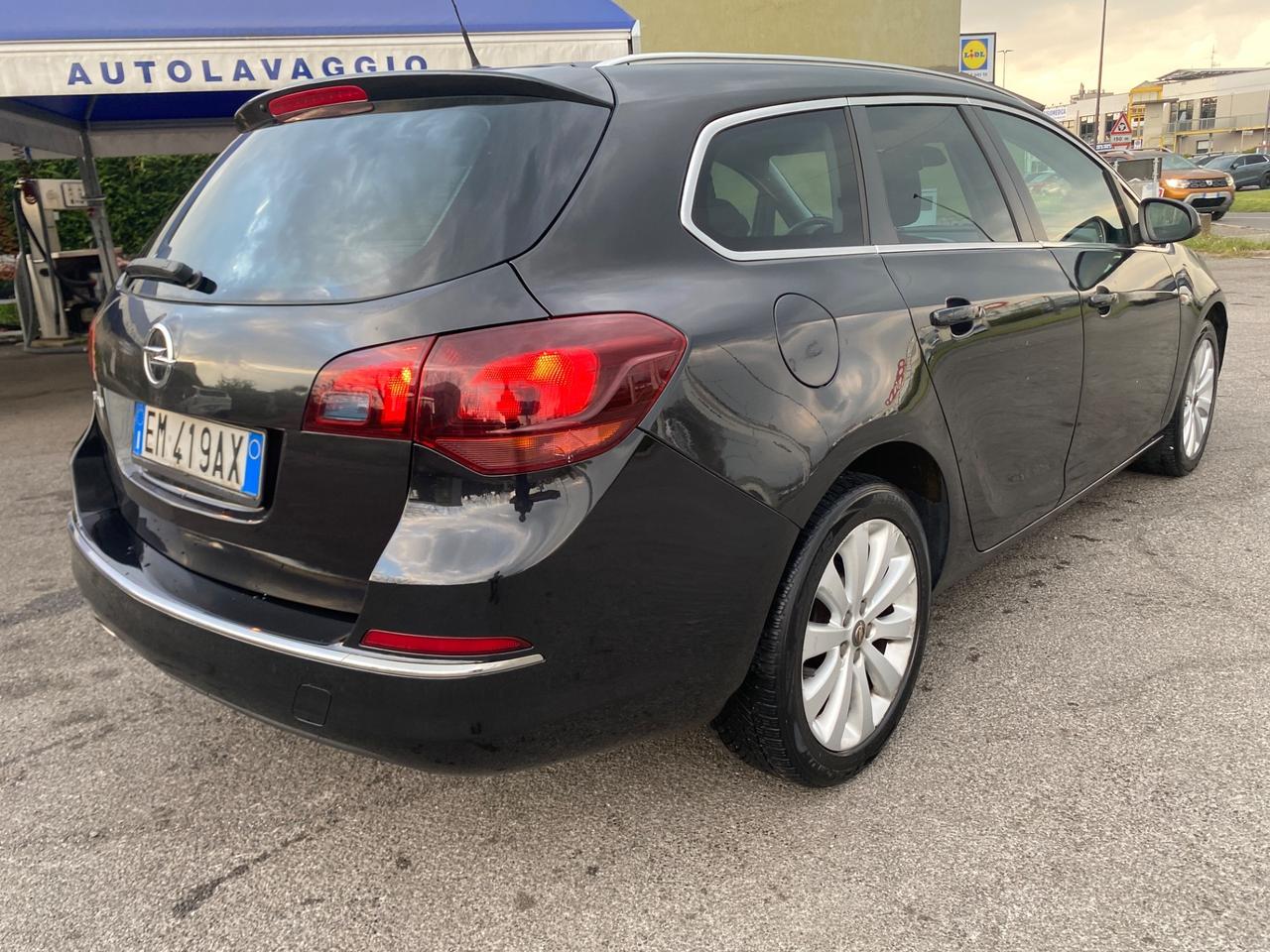 Opel Astra 1.4 Turbo 140CV Sports Tourer GPL Tech Elective