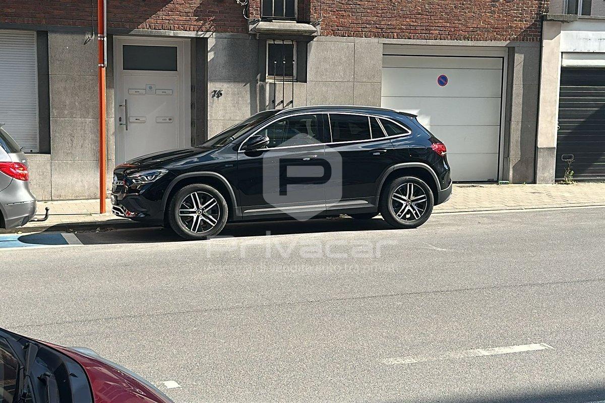 MERCEDES GLA 250 e EQ-Power Automatic Sport Plus