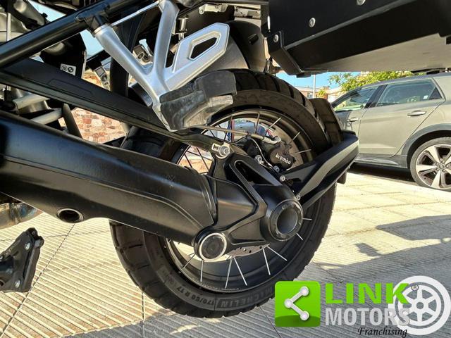 BMW R 1250 GS Adventure TRIPLE BLACK