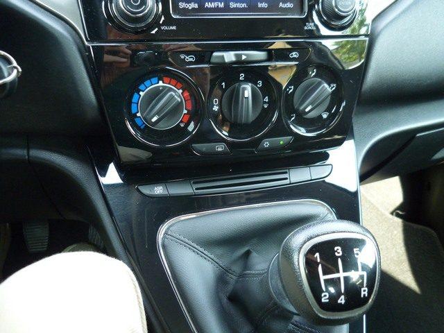 LANCIA Ypsilon 1.2 69 CV 5 porte Gold