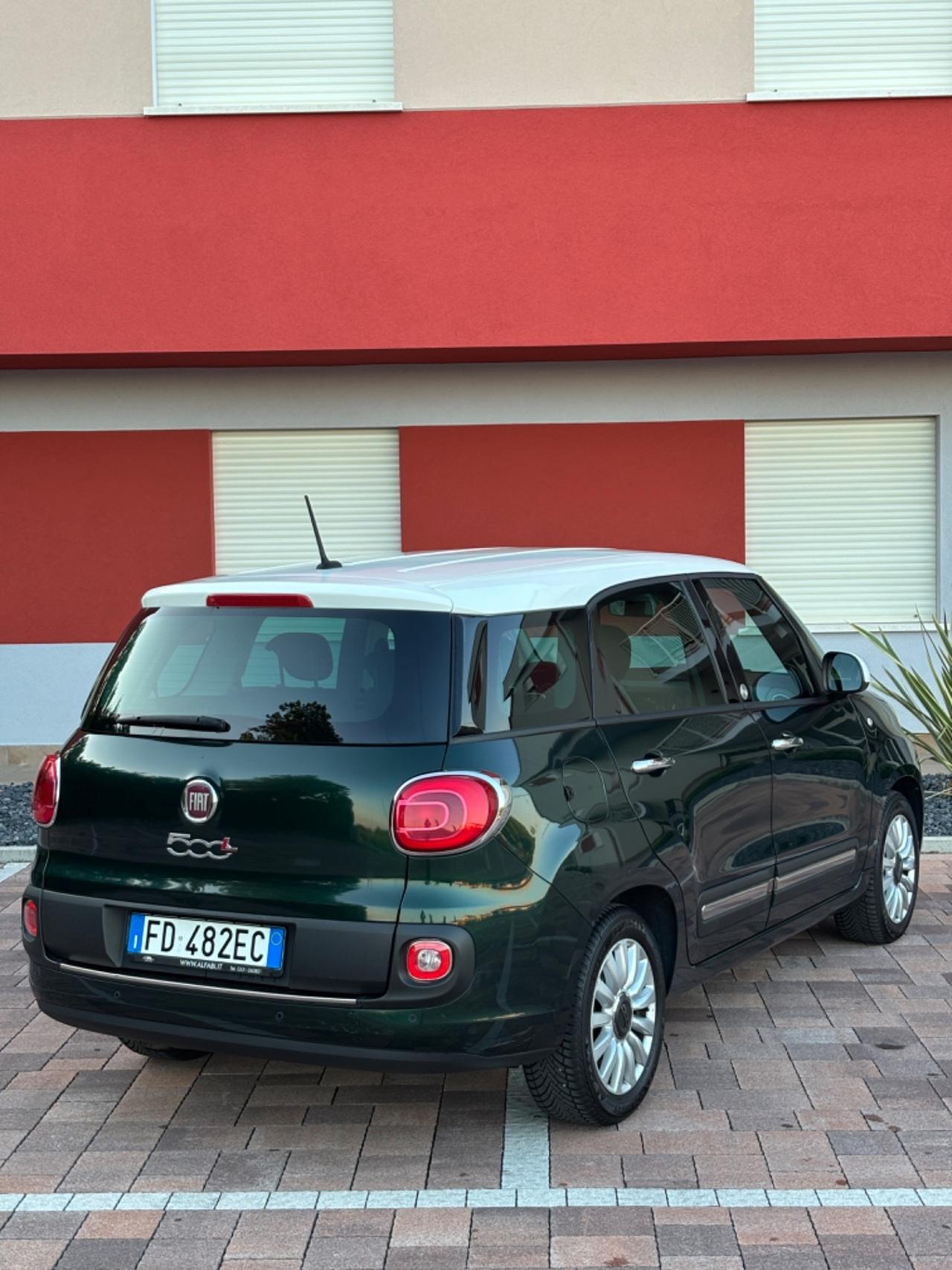 Fiat 500L 1.6 Multijet 120 CV Living 7 POSTI