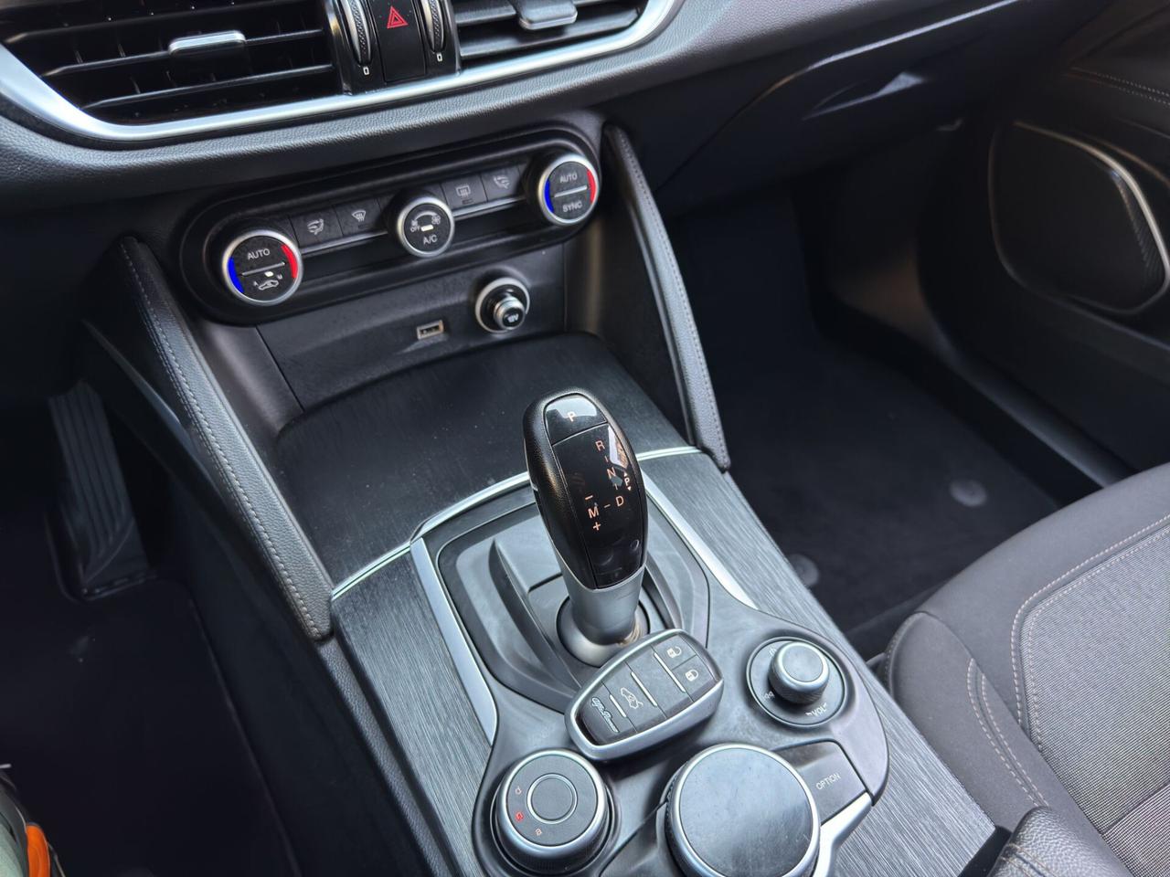 Alfa Romeo Stelvio 2.2 190cv Sport Tech Q4 2020