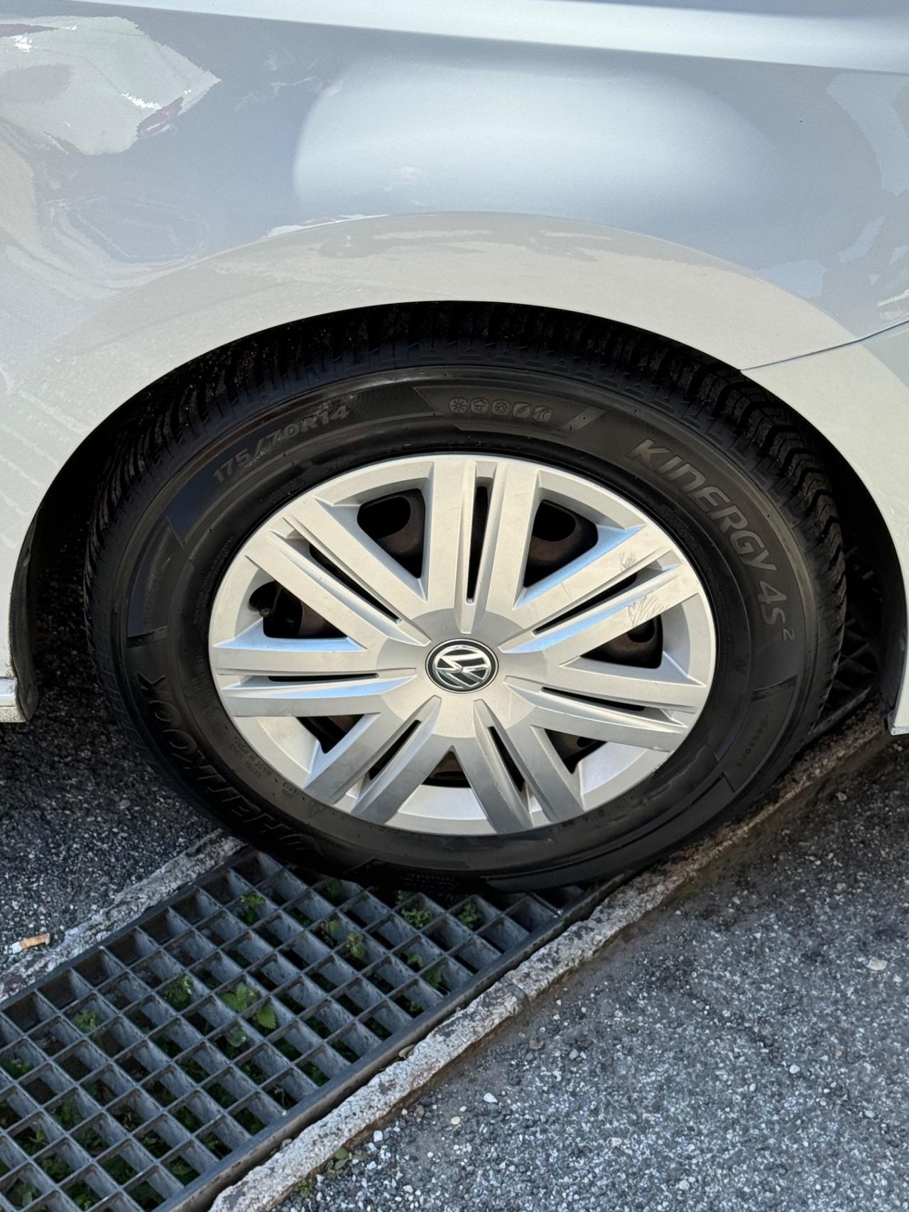 Polo 1.4 TDI- Comfortline-unipro-E6-rate-garanzia