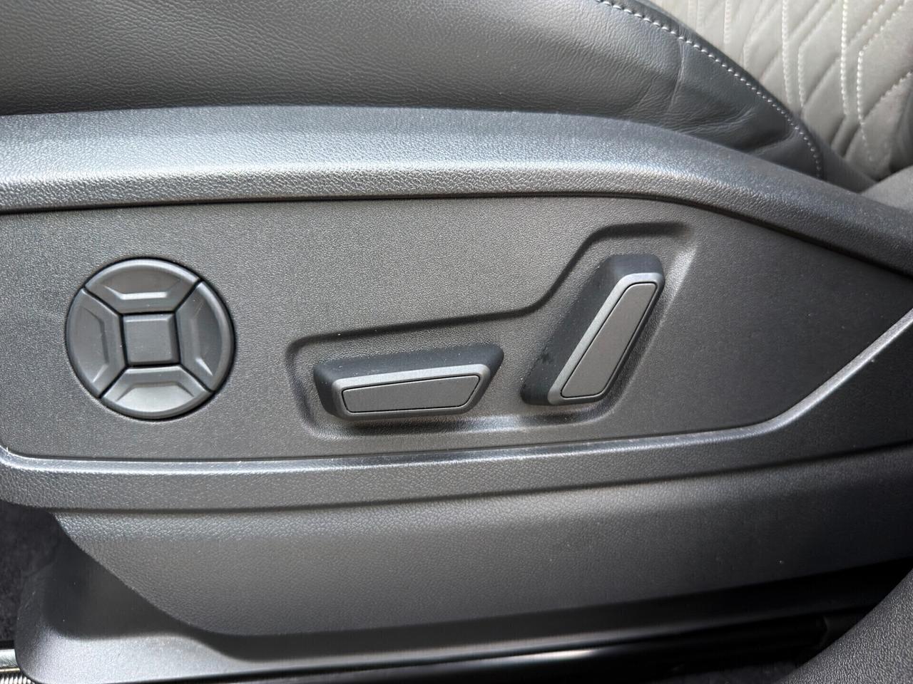 Audi Q5 SUV 2.0 TDI mhev S Line QUATTRO 204cv S-Tronic UNICO PROPRIETARIO IVA ESPOSTA PROMO FINANZIAMENTO
