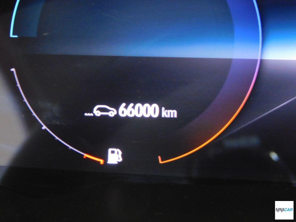 RENAULT - Captur - Plug-in Hybrid E-Tech 160 CV Int.