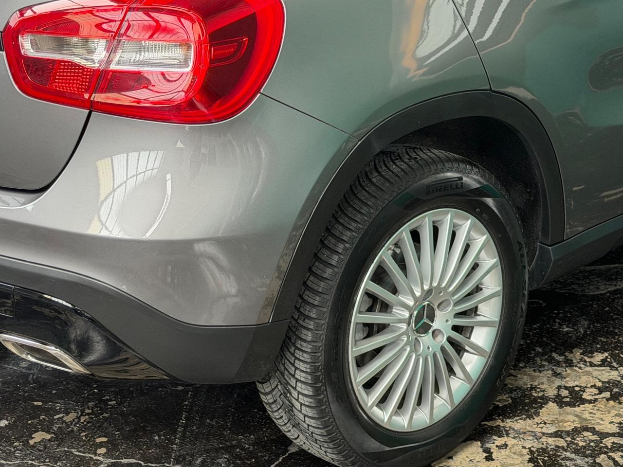 Mercedes-benz GLA 200 d Automatic Business