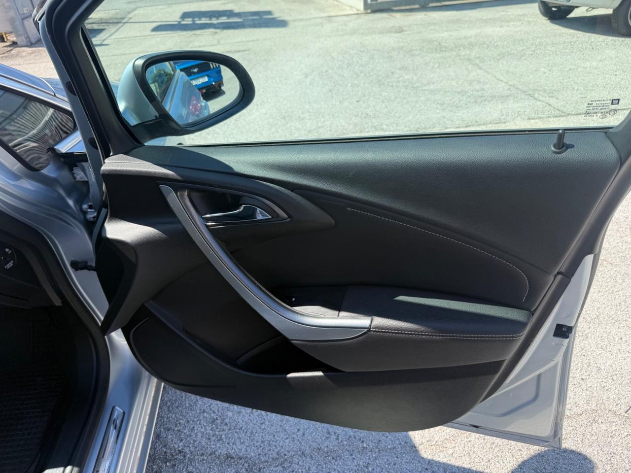 Opel Astra 1.7 CDTI 110CV Sports Tourer Cosmo