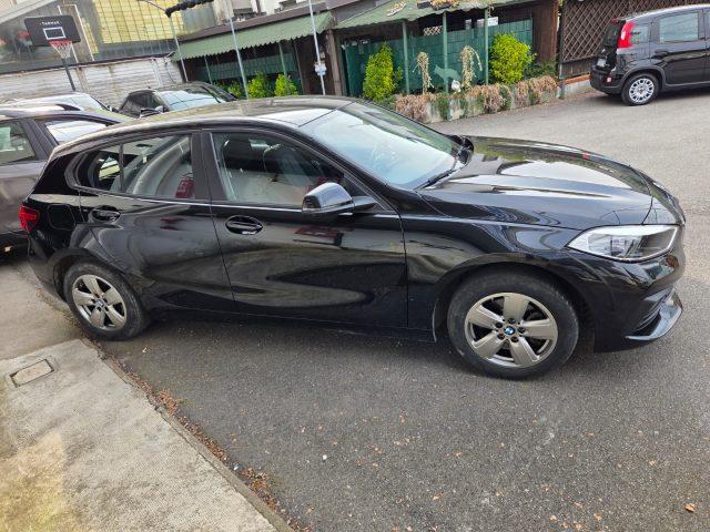 BMW 116 d 5p. Business Advantage