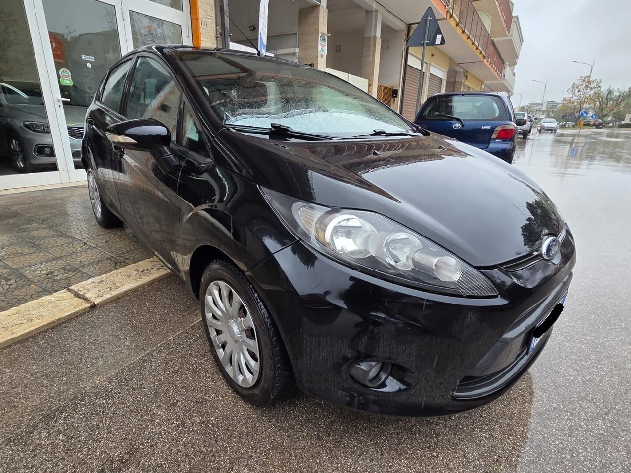 FORD FIESTA 1.4 TDCI 5 PORTE GASOLIO NEO PATENTATI