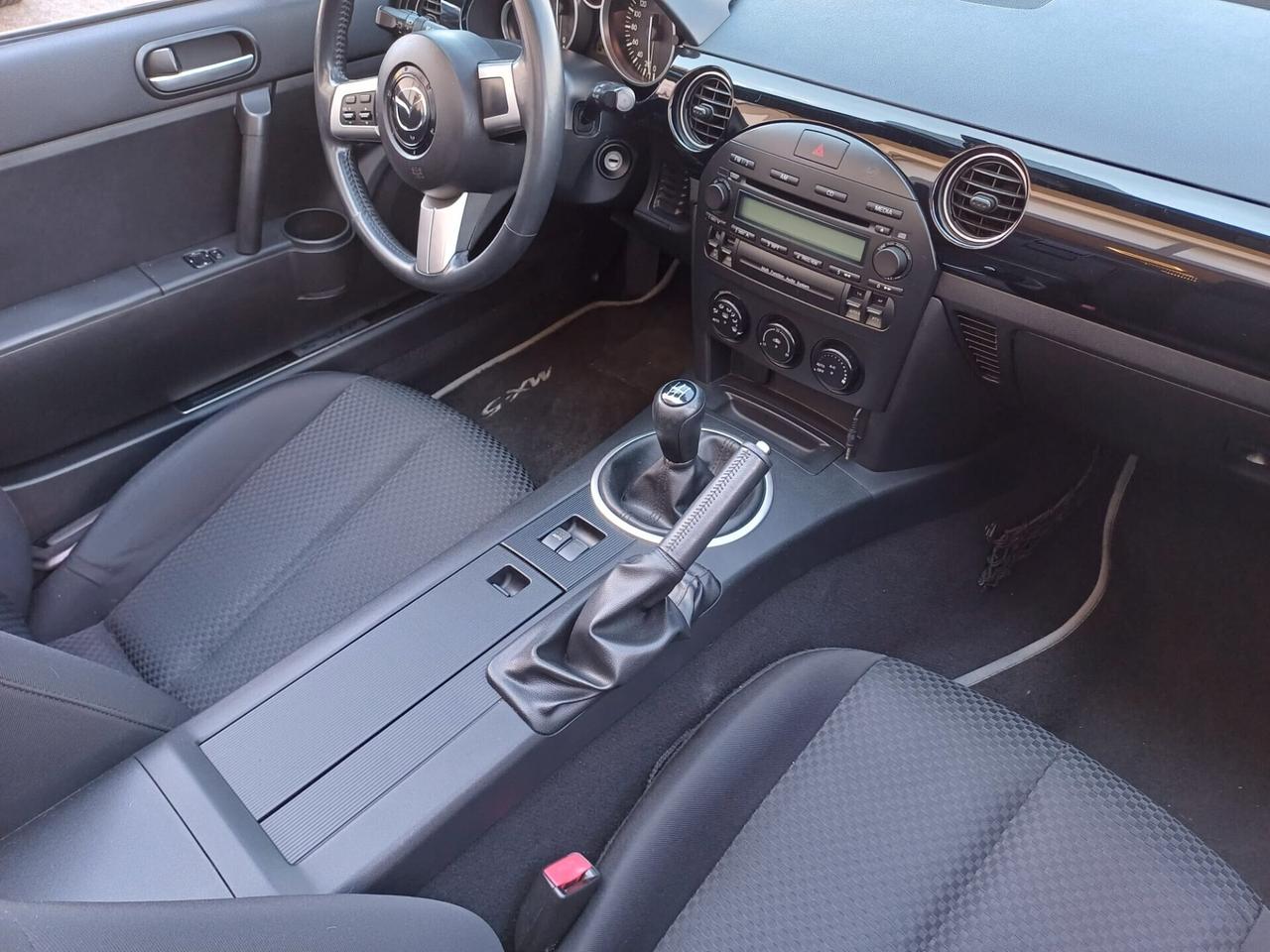 Mazda MX-5 Roadster 1.8L Fire