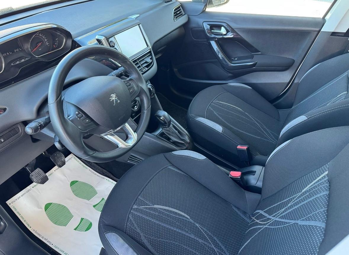 Peugeot 208 1.4 HDi 68 CV 5 porte Active