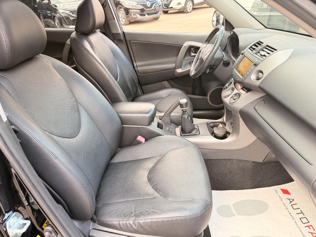 Toyota RAV 4 RAV4 Crossover 2.2 D-Cat 177 CV Luxury