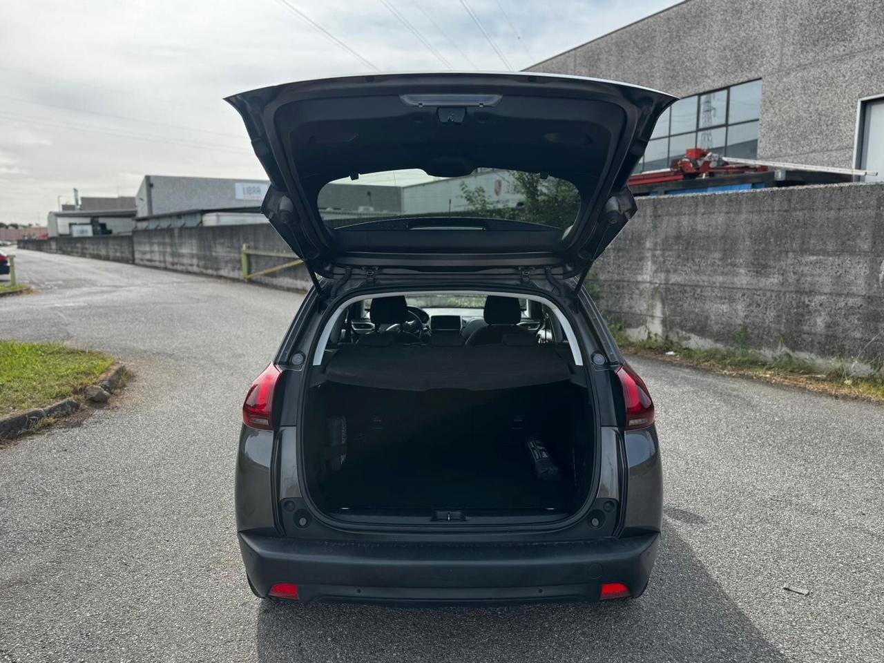 Peugeot 2008 PureTech 82 S&S Allure