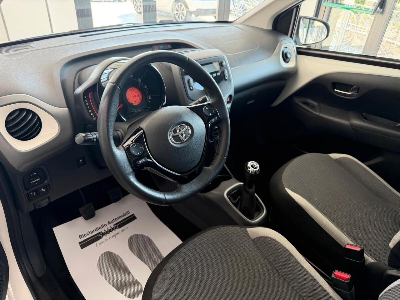 Toyota Aygo Connect 1.0 VVT-i 72Cv 5p x-cool