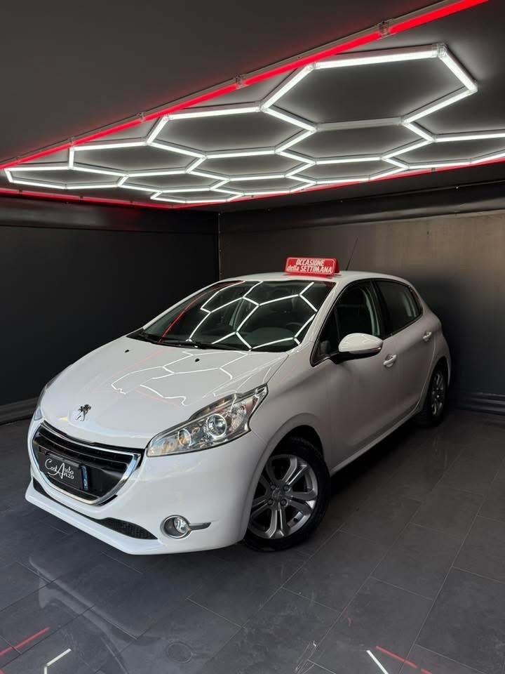 Peugeot 208 1.6 HDI 92 CV ALLURE FULL 2015