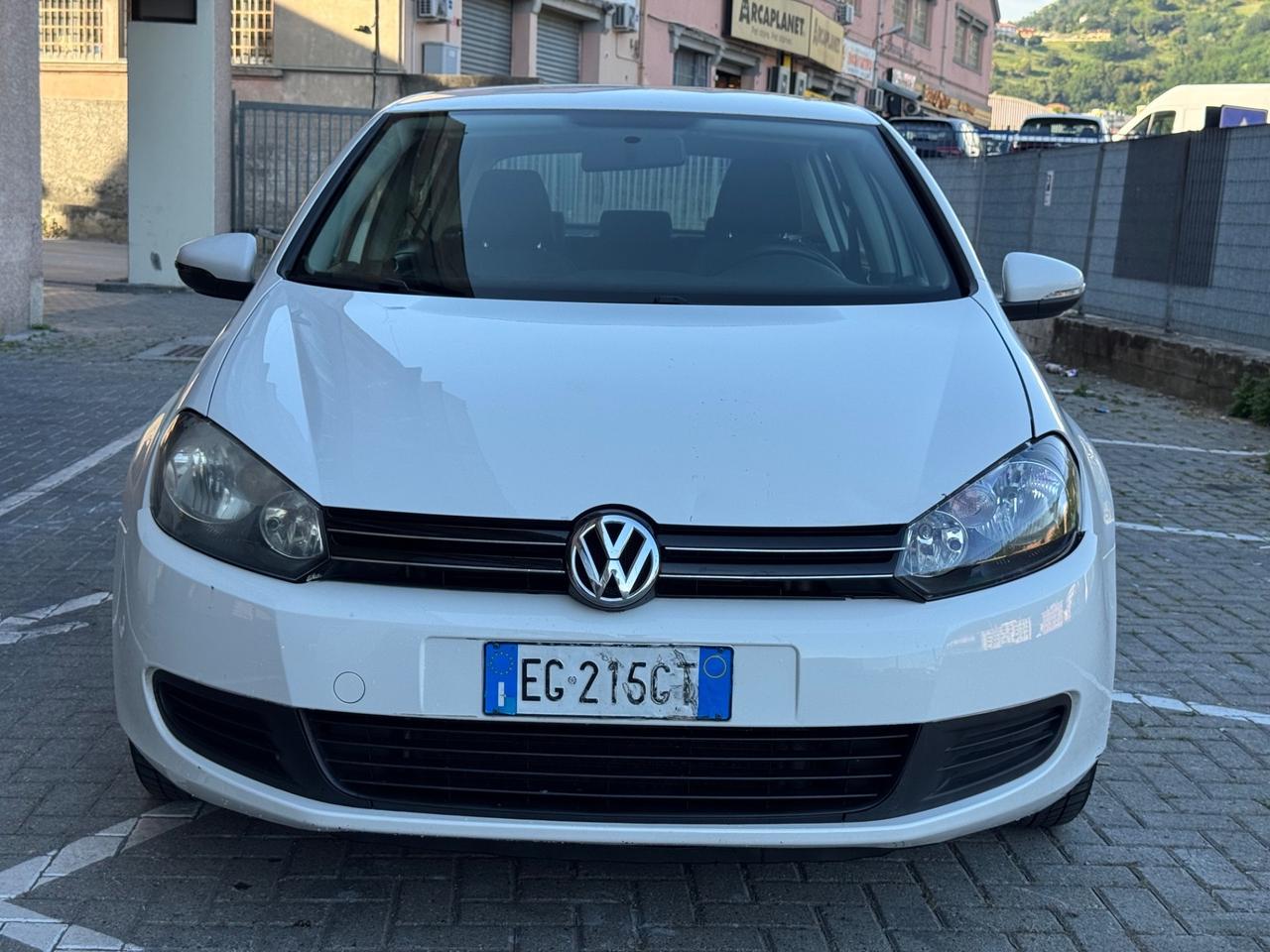 VOLKSWAGEN GOLF 1.6 TDI 5 PORTE PRONTA CONSEGNA