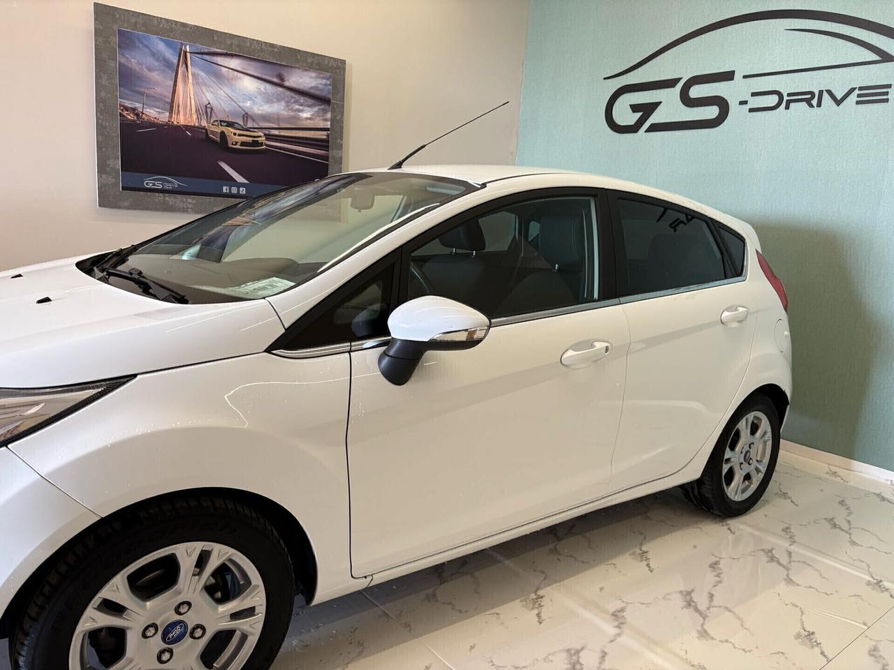 Ford Fiesta 1.5 TDCi 75CV 5 porte Titanium