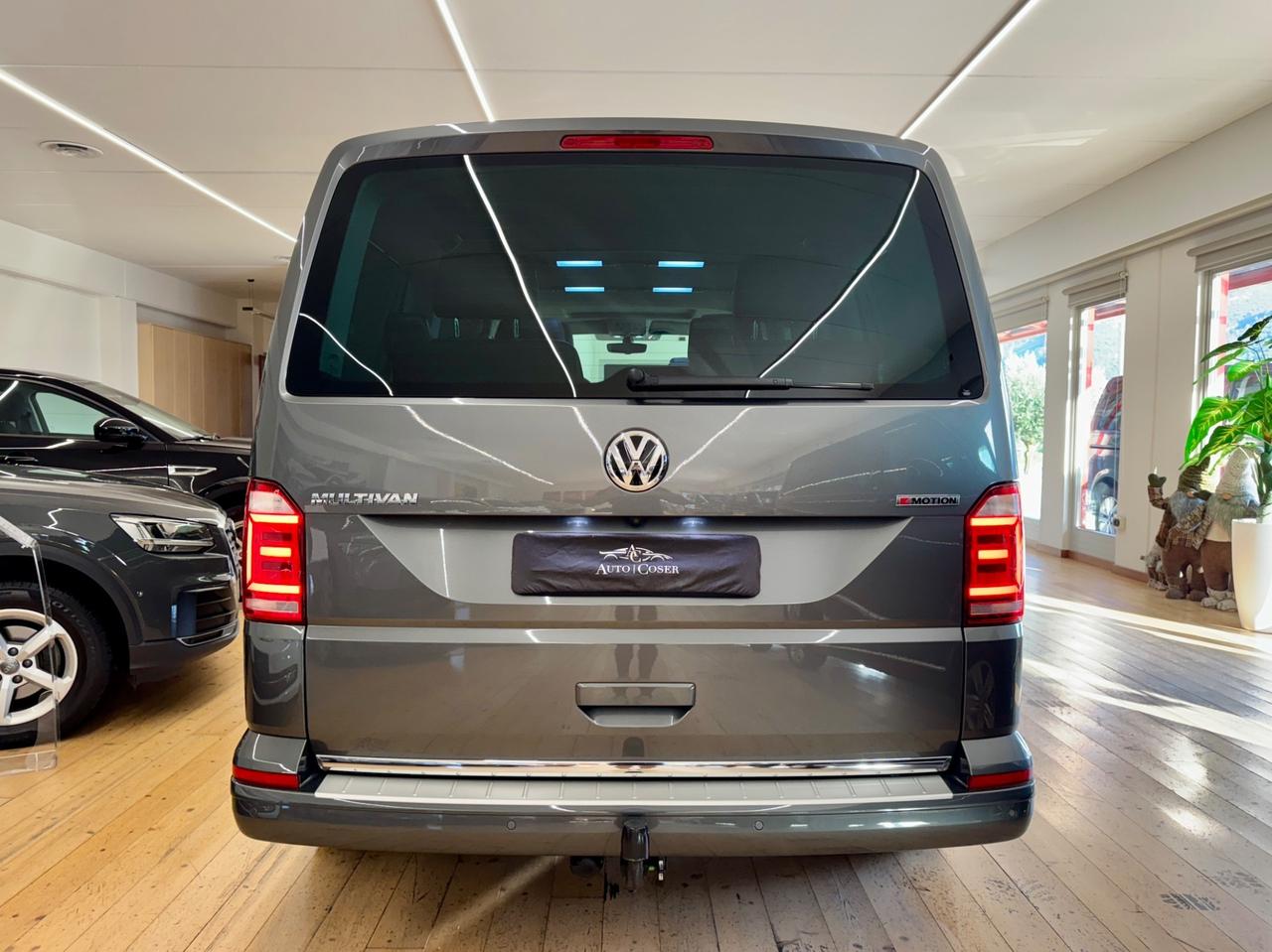 Volkswagen Multivan BULLI - WEBASTO - PARQUET - GANCIO