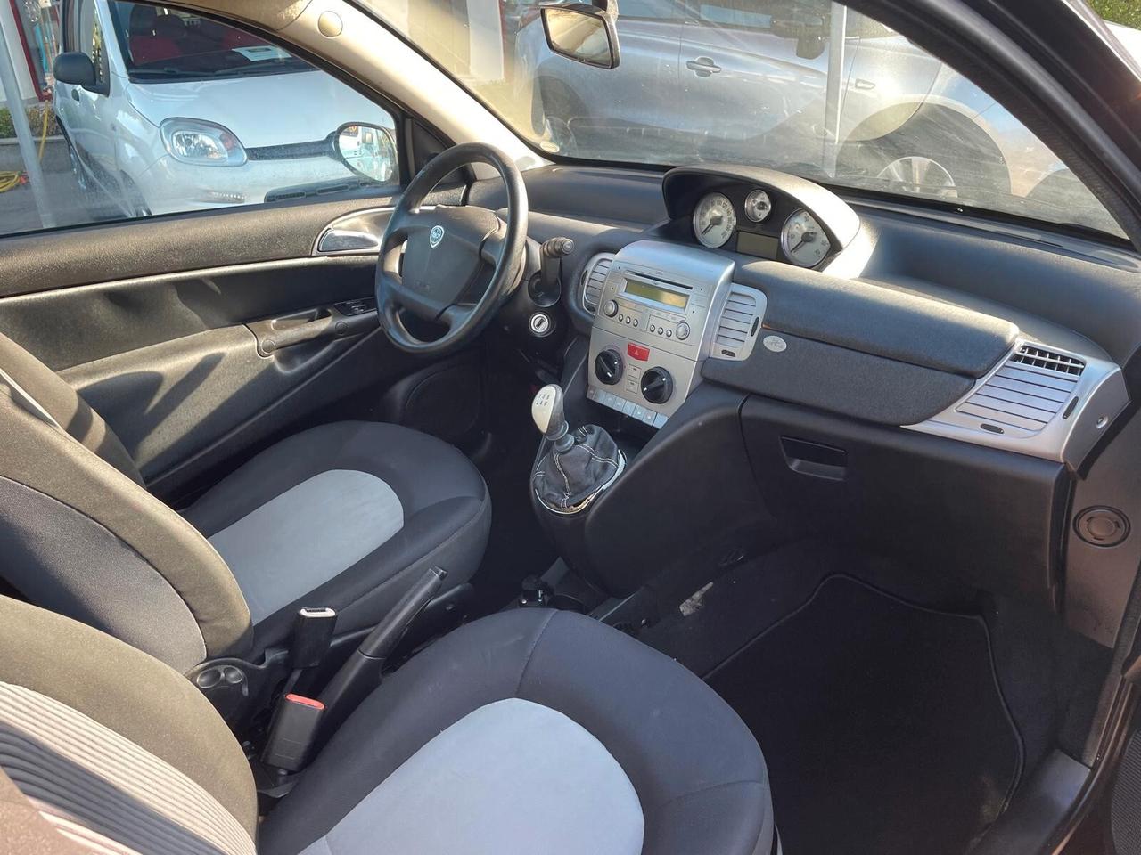 Lancia Ypsilon 1.2
