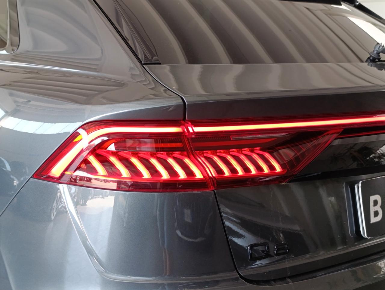 Audi Q8 55 3.0 tfsi mhev Sport quattro tiptronic