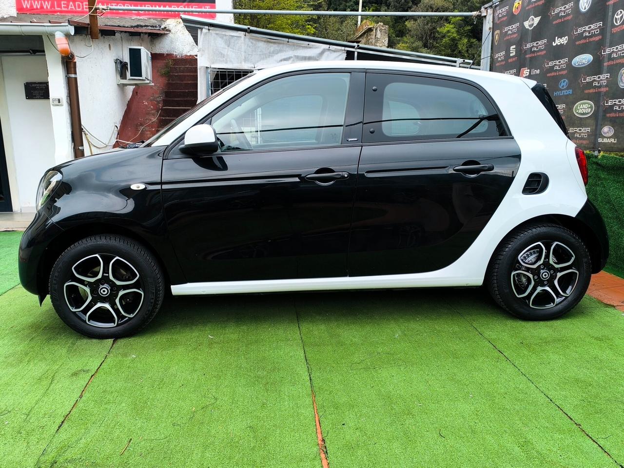 Smart ForFour 1.0 71 cv versione Passion Full Led