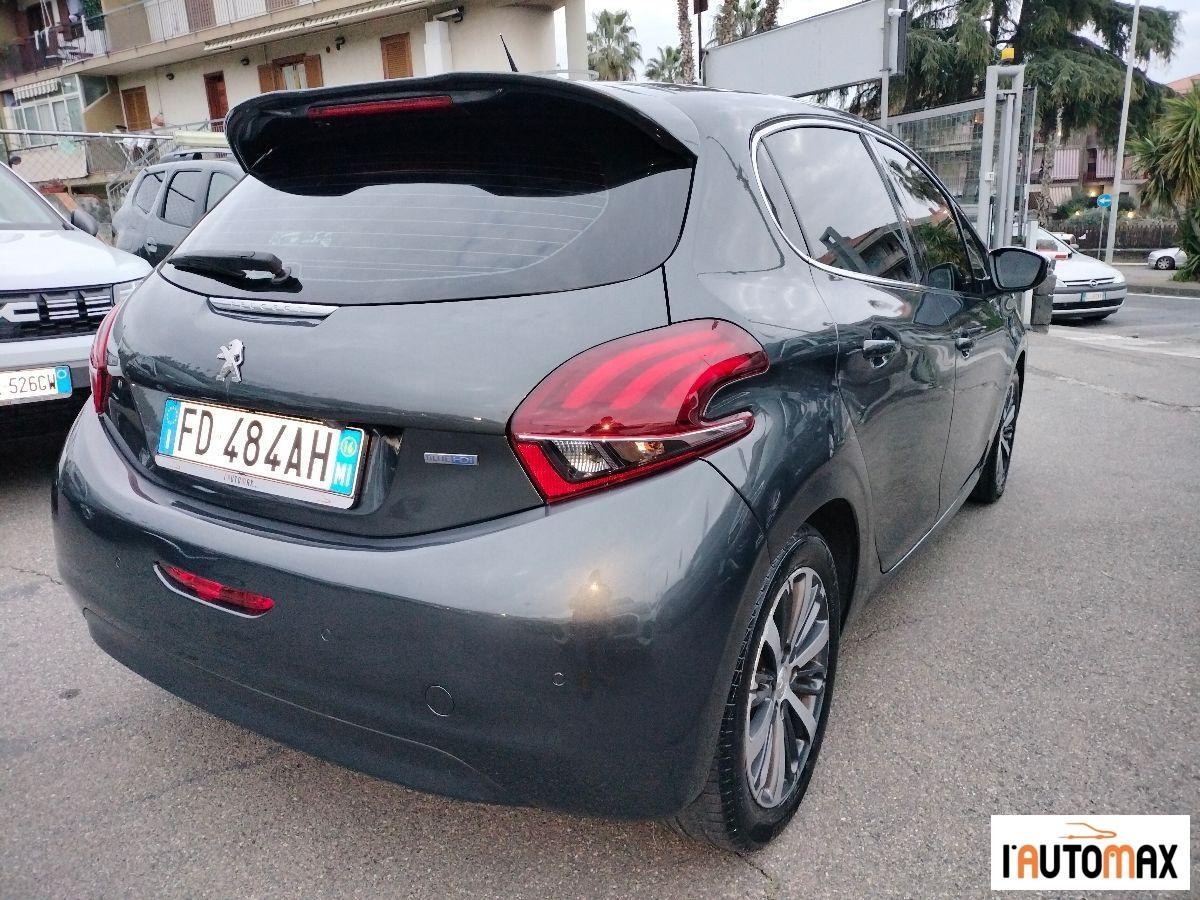 PEUGEOT - 208 - BlueHDi 100 5p. Allure