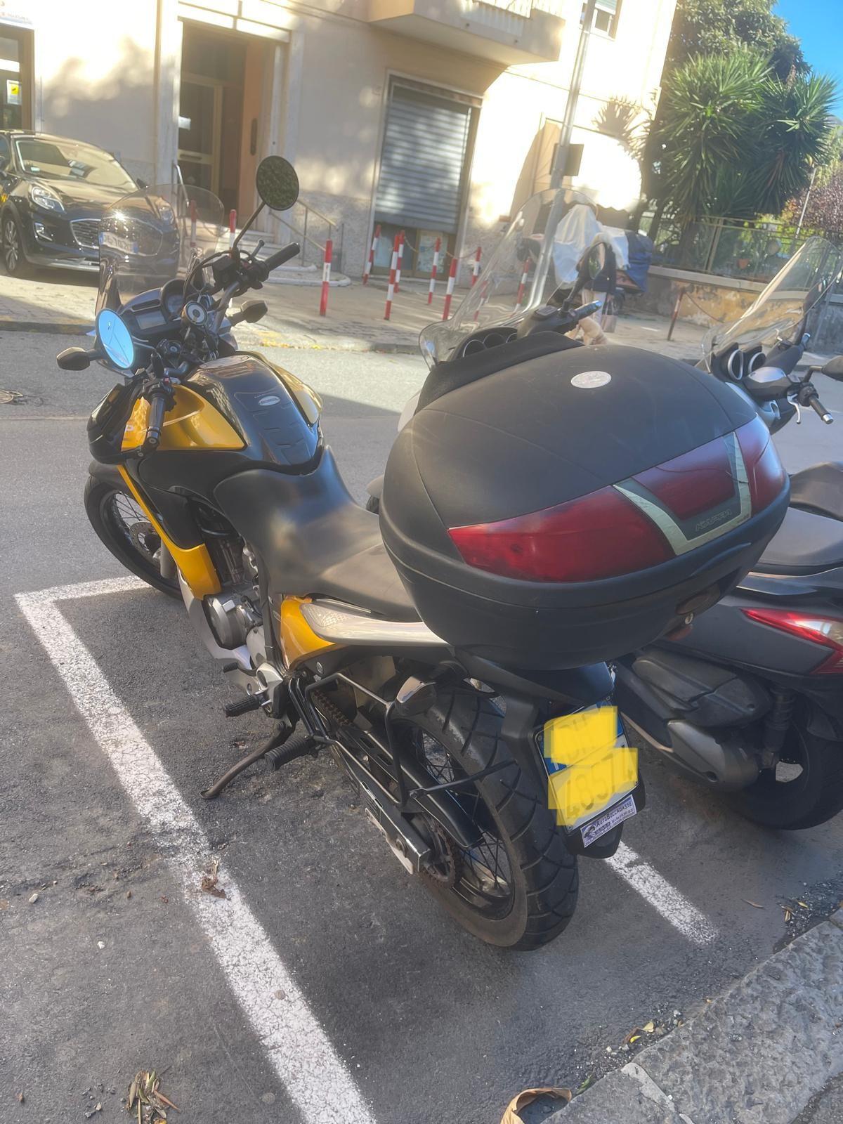 Honda Transalp XL 700 V