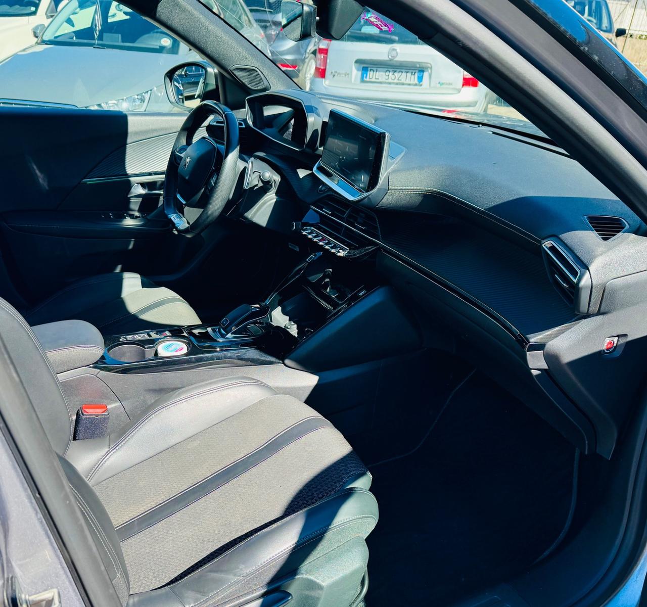 Peugeot 2008 BlueHDi 130 CV GT Line